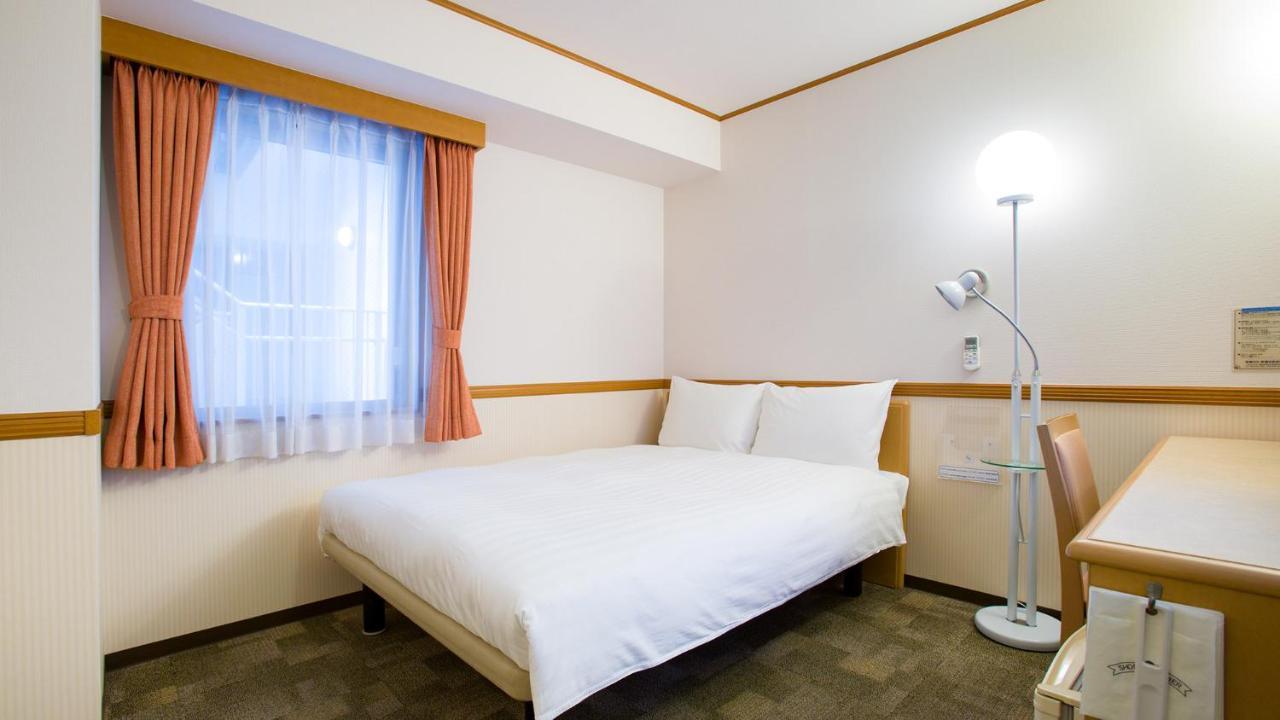 Toyoko Inn Utsunomiya Ekimae No 1 Bagian luar foto